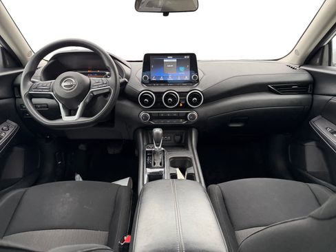 Used 2025 Nissan Sentra SV image 12
