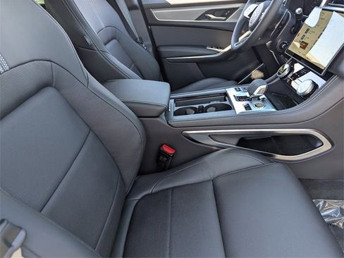 New 2026 Jaguar F-PACE R-Dynamic S image 13
