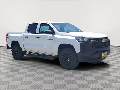 New 2026 Chevrolet Colorado W/T w/ WT Custom Package AWD/4WD image 3