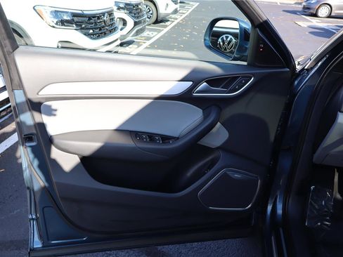 Used 2018 Audi Q3 2.0T Premium Plus image 13