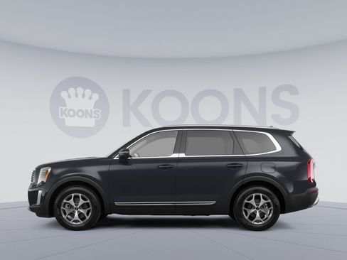 Used 2020 Kia Telluride SX w/ Towing Package AWD/4WD image 2