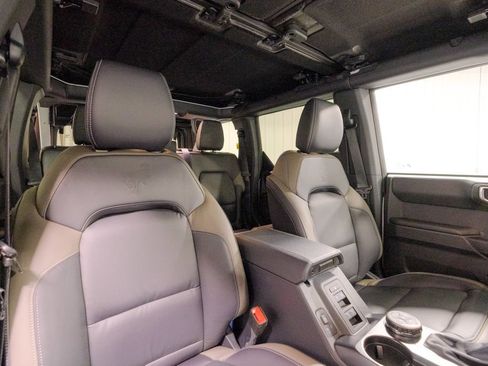 New 2025 Ford Bronco Outer Banks image 17