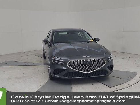 Used 2025 Genesis G70 2.5T image 4