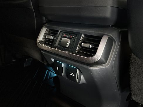 Used 2023 Ford F150 Platinum AWD/4WD image 36