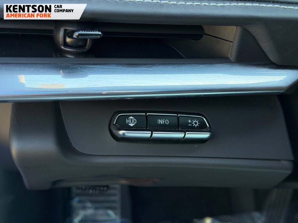 Used 2020 Chevrolet Corvette Stingray Premium Cpe w/ 3LT Preferred Equipment Group RWD image 18