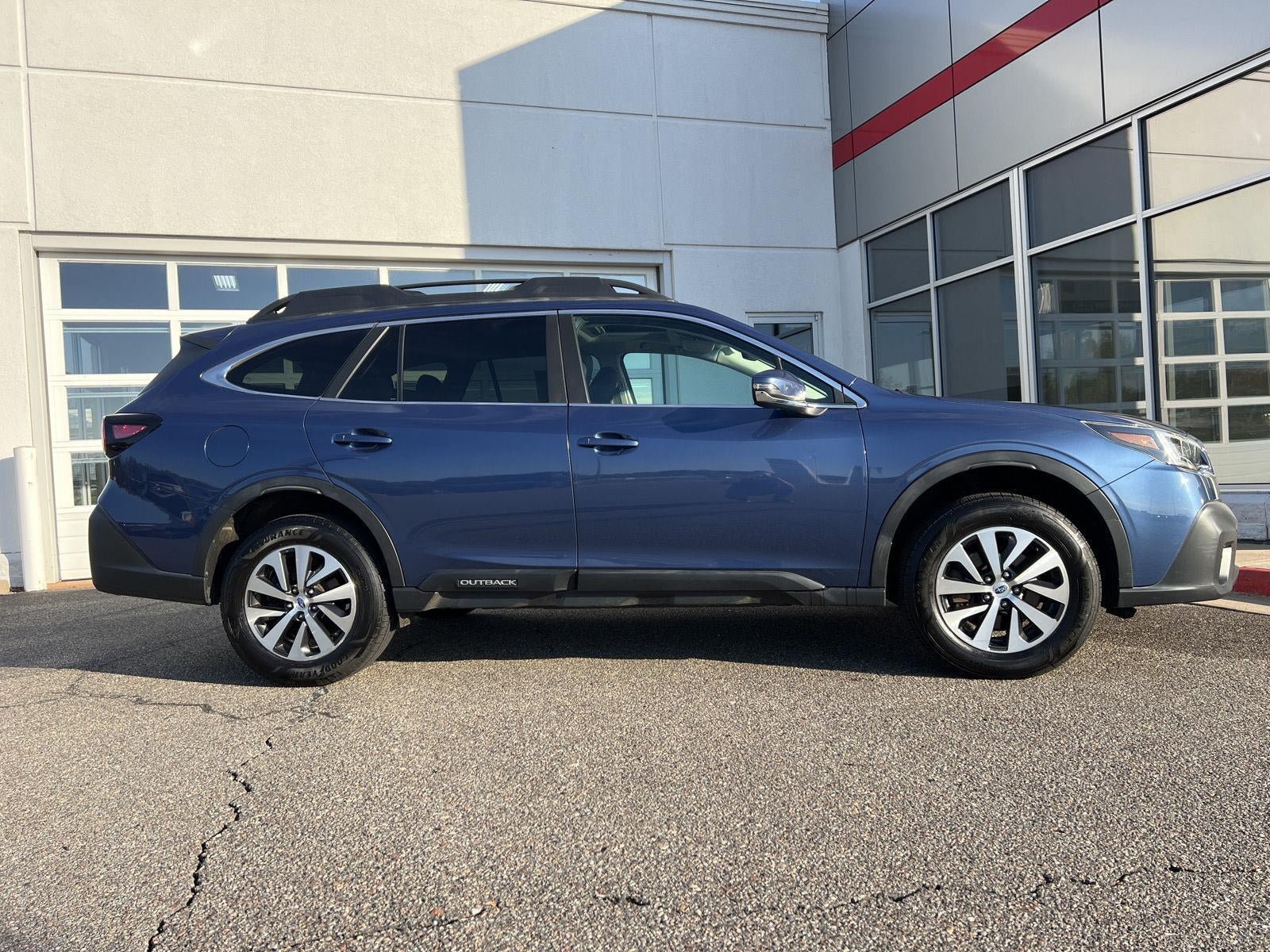 Used 2020 Subaru Outback Premium w/ Popular Package #1 AWD/4WD image 11