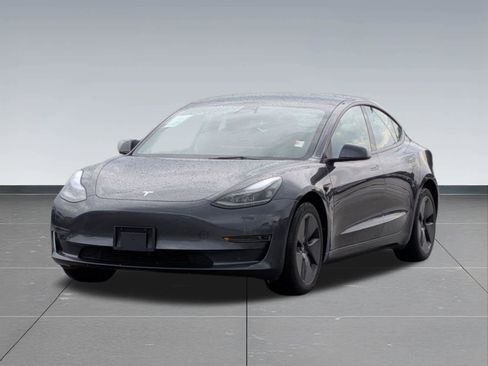 Used 2023 Tesla Model 3 Standard Range RWD image 10