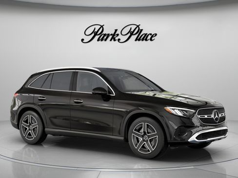 Used 2026 Mercedes-Benz GLC 300 4MATIC image 30
