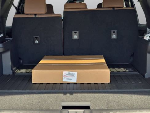 New 2026 Toyota 4Runner Limited image 18