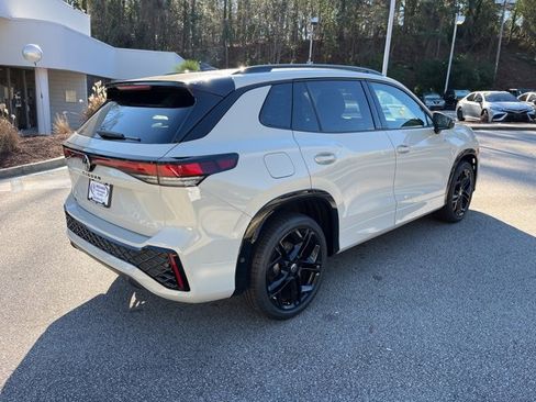 New 2026 Volkswagen Tiguan SE R-Line image 3