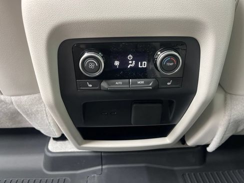 New 2026 Buick Enclave Avenir w/ Super Cruise Package AWD/4WD image 24