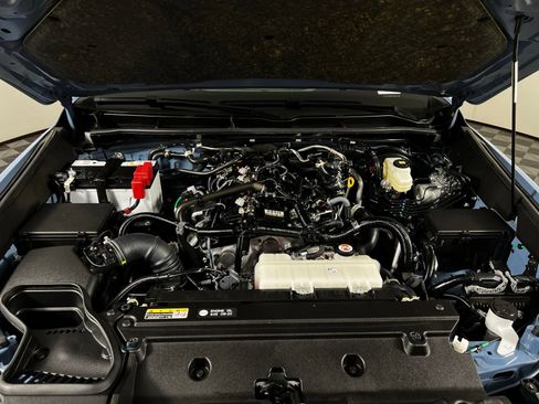 Certified 2026 Toyota 4Runner Limited AWD/4WD image 9