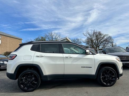 Used 2017 Jeep Compass Limited image 8