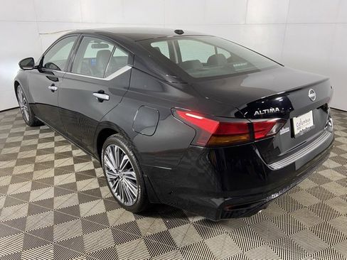 Used 2024 Nissan Altima 2.5 SL image 9
