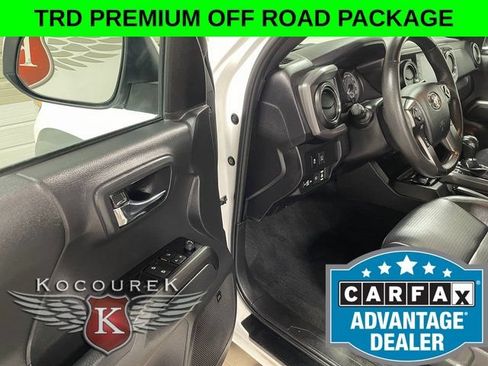 Used 2023 Toyota Tacoma TRD Off-Road w/ TRD Premium Off Road Package AWD/4WD image 10