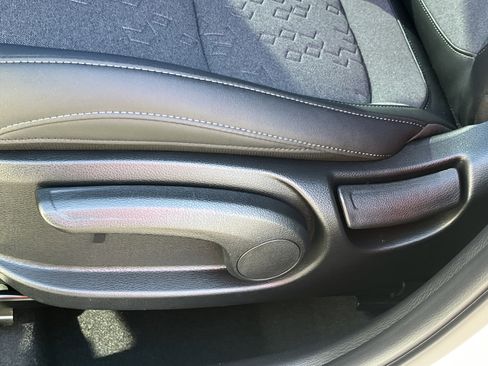 New 2026 Kia Seltos S image 18