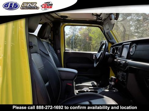 Used 2022 Jeep Wrangler Unlimited Sahara AWD/4WD image 14