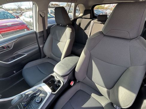 Used 2025 Toyota RAV4 LE image 35
