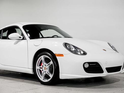 Used 2011 Porsche Cayman S image 37