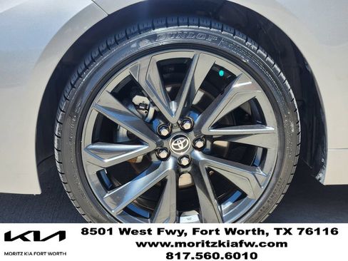 Used 2025 Toyota Corolla SE FWD image 9