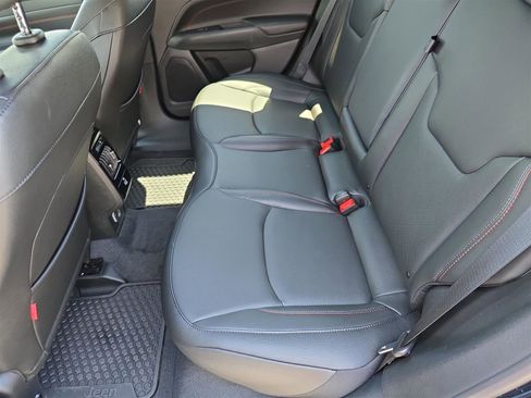 New 2025 Jeep Compass Trailhawk w/ Trailhawk Elite Group image 16