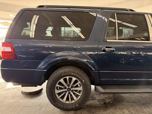 Used 2017 Ford Expedition EL XLT w/ Equipment Group 202A image 7