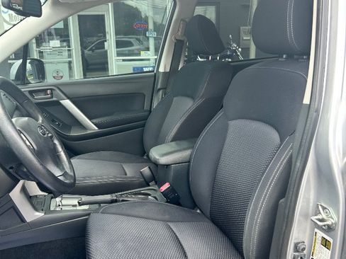 Used 2015 Subaru Forester 2.5i Premium AWD/4WD image 7