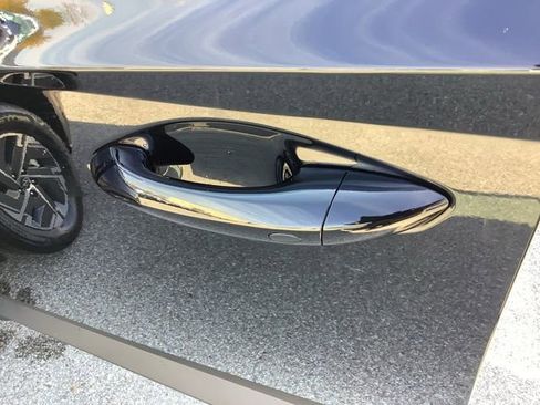 New 2026 Hyundai Tucson Blue SE image 23