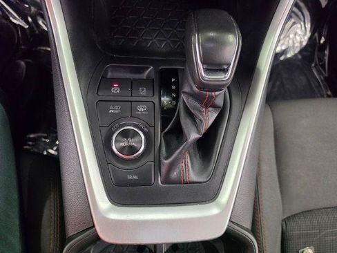 Used 2022 Toyota RAV4 SE AWD/4WD image 28