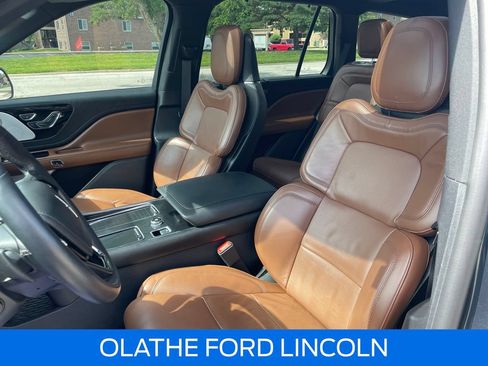Certified 2022 Lincoln Aviator Reserve w/ Equipment Group 201A AWD/4WD image 20