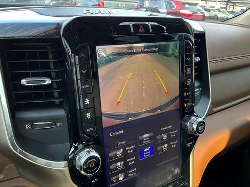 Used 2019 RAM 1500 Laramie image 17