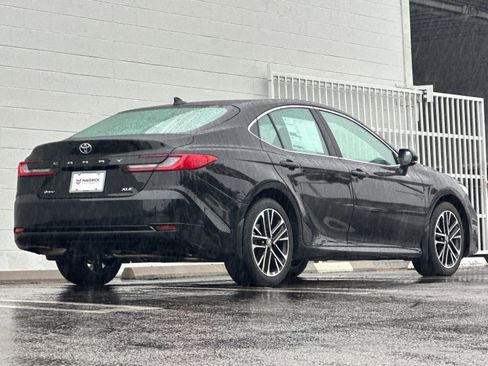 New 2026 Toyota Camry XLE image 5