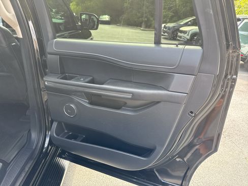 Used 2022 Ford Expedition Max XLT AWD/4WD image 29
