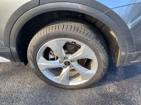 Used 2024 Audi Q5 2.0T Premium Plus image 6