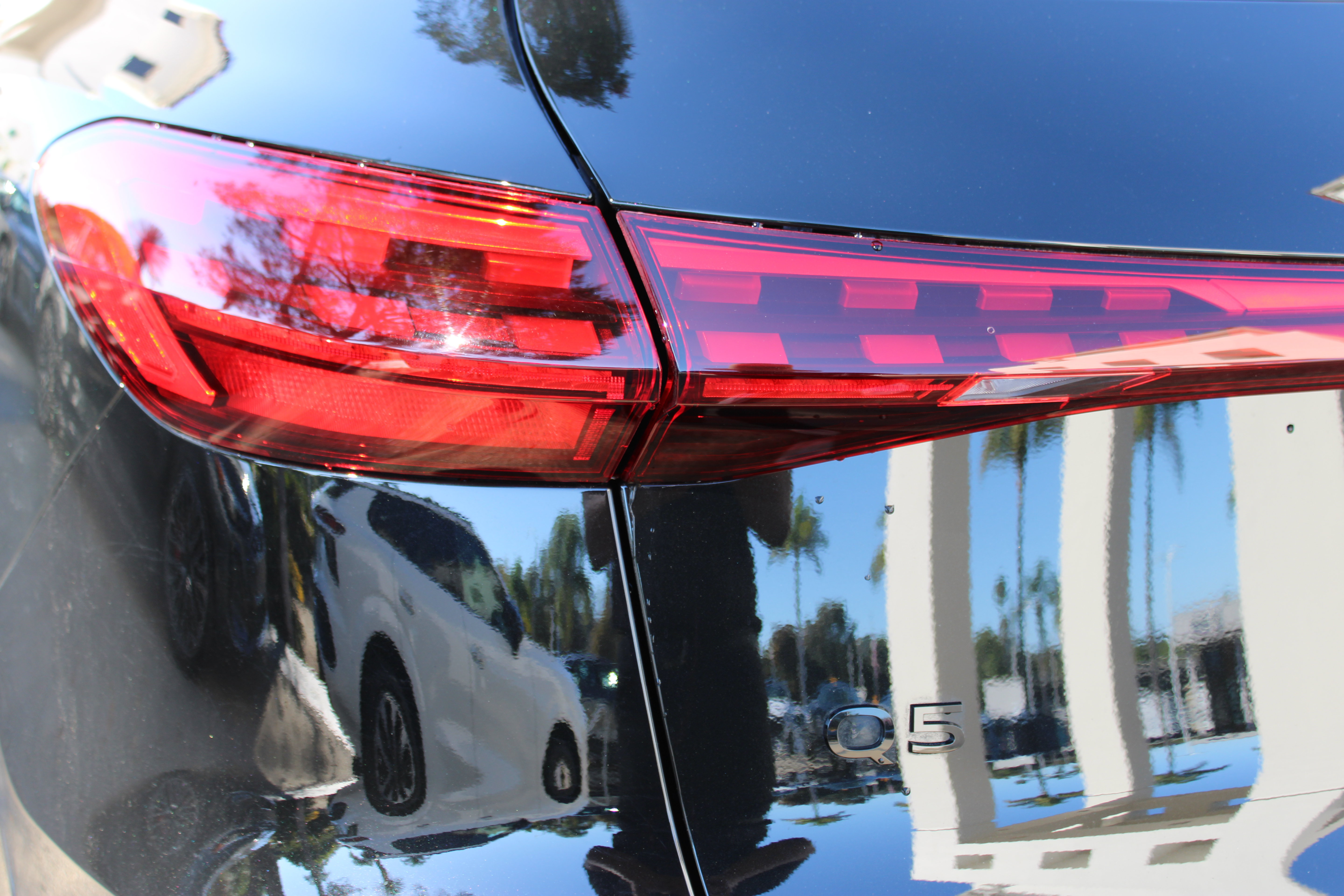 Certified 2025 Audi Q5 Premium w/ Convenience Package AWD/4WD image 12