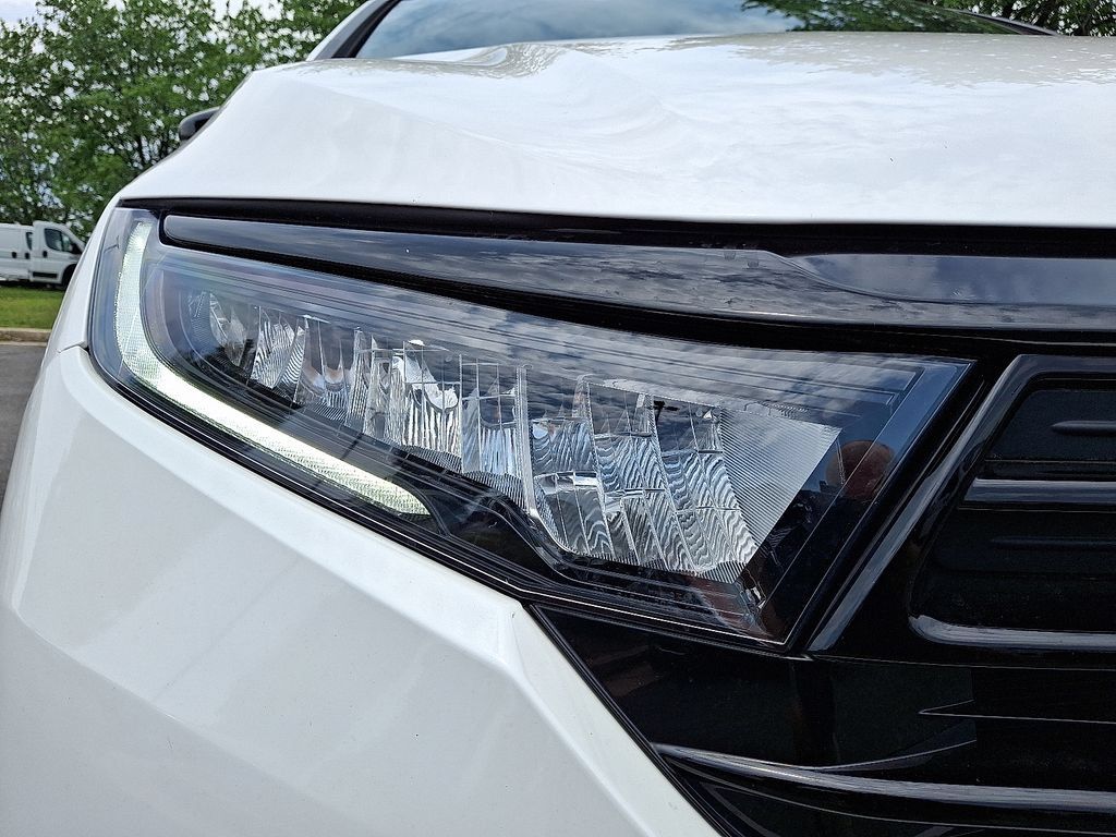 Used 2023 Honda Odyssey Sport image 9