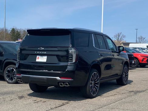New 2026 Chevrolet Tahoe High Country AWD/4WD image 3