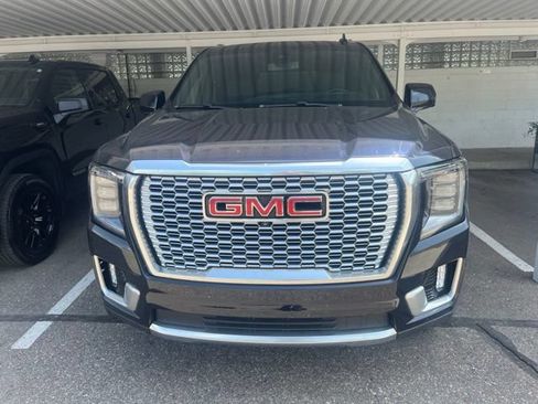 Used 2021 GMC Yukon Denali AWD/4WD image 2