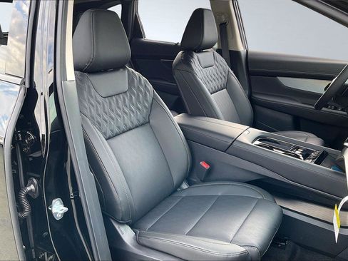 New 2026 Nissan Murano Platinum AWD/4WD image 9