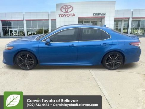 Used 2019 Toyota Camry XSE FWD image 33