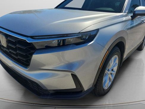 Used 2025 Honda CR-V EX image 14