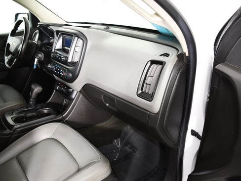 Used 2015 Chevrolet Colorado W/T RWD image 43