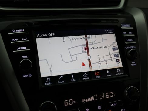 Used 2018 Nissan Murano SV FWD image 5