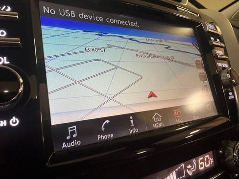 Used 2017 Nissan Murano SV w/ Premium Plus Package image 15