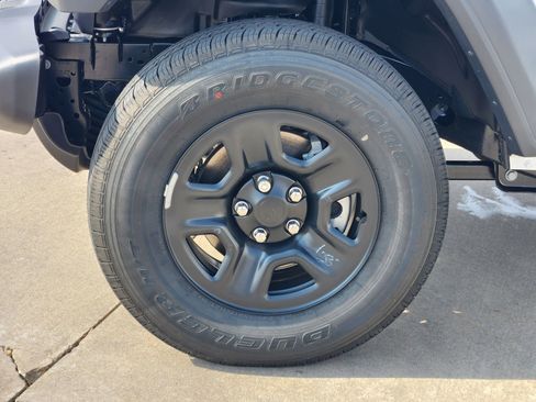 New 2026 Jeep Gladiator Sport image 11