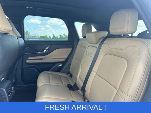 Used 2022 Lincoln Corsair Reserve w/ Equipment Group 201A image 27