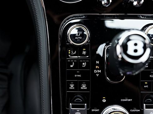 Used 2024 Bentley Continental GT image 70