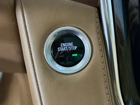 Used 2016 Cadillac Escalade Platinum image 20