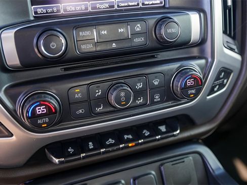 Used 2018 GMC Sierra 2500 SLT w/ Duramax Plus Package image 21