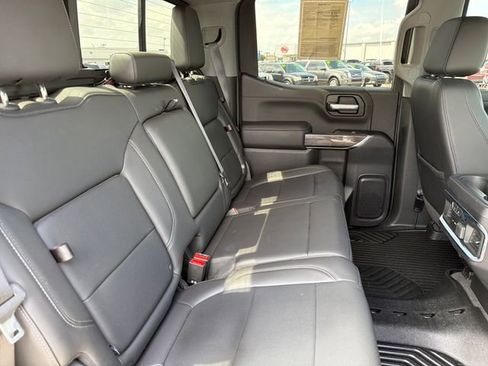 Used 2020 Chevrolet Silverado 1500 LTZ w/ LTZ Premium Package image 23